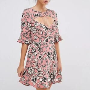 NWT For Love & Lemons Ayla Laced Up Dress in Pink Print